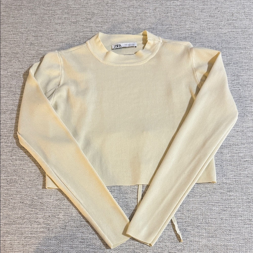 Zara Light Cream Long Sleeve Women's Blouse